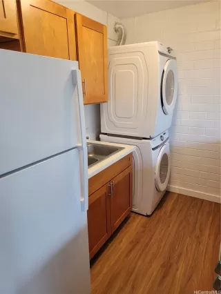 Photo #6: 202523909 Listing 