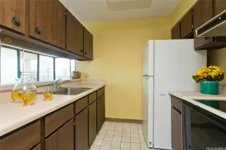 Photo #6: 202523913 Listing 