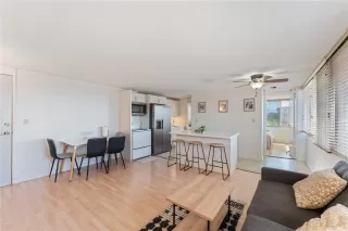 Photo #2: 202523928 Listing 