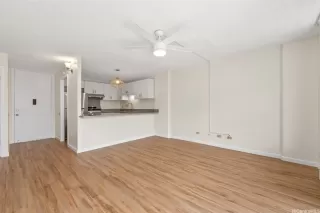 Photo #2: 202523935 Listing 