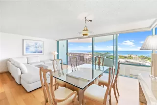 Photo #2: 202523944 Listing 