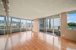 Photo #3: 202523946 Listing 
