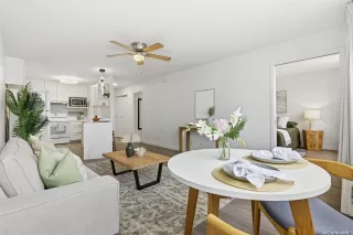 Photo #2: 202523964 Listing 