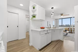 Photo #4: 202523964 Listing 