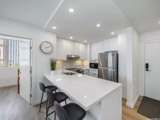 Photo #2: 202523981 Listing 