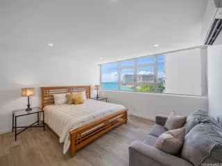 Photo #3: 202523981 Listing 