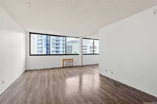 Photo #3: 202523985 Listing 