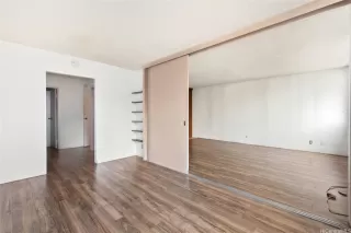 Photo #5: 202523985 Listing 