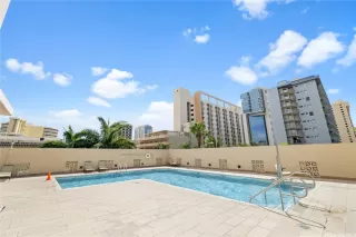 Photo #6: 202523995 Listing 