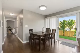 Photo #2: 202523999 Listing 