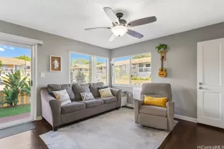 Photo #3: 202523999 Listing 
