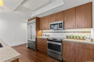 Photo #2: 202524000 Listing 