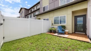 Photo #4: 202524002 Listing 