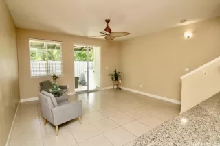Photo #3: 202524004 Listing