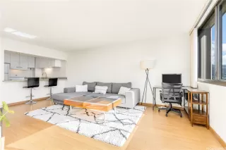 Photo #2: 202524023 Listing 