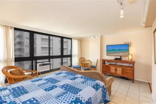Photo #4: 202524039 Listing 