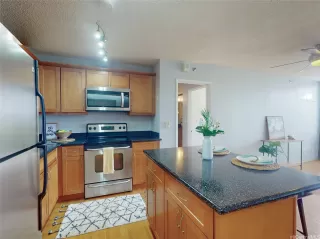 Photo #2: 202524052 Listing