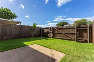Photo #4: 202524057 Listing 