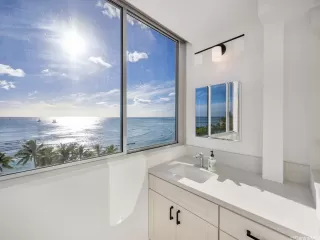 Photo #3: 202524067 Listing