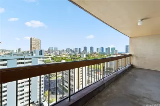 Photo #6: 202524069 Listing