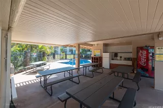 Photo #4: 202524074 Listing 