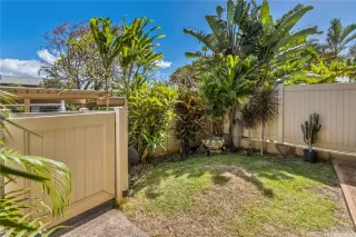 Photo #2: 202524087 Listing 