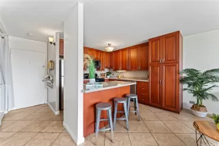 Photo #5: 202524105 Listing 