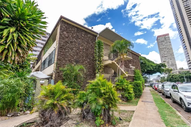 MLS: 202524119 Condo For Sale