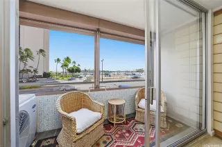 Photo #5: 202524128 Listing
