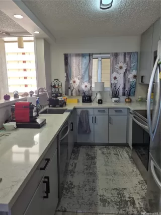 Photo #3: 202524153 Listing 