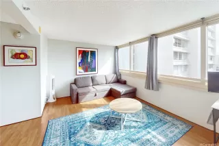 Photo #2: 202524157 Listing