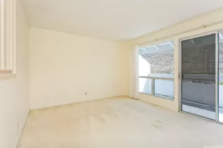 Photo #6: 202524185 Listing