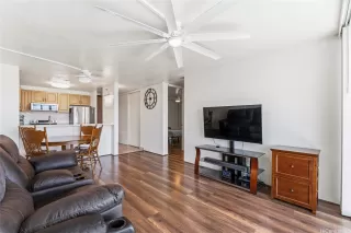 Photo #3: 202524203 Listing 