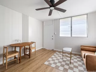 Photo #3: 202524206 Listing 