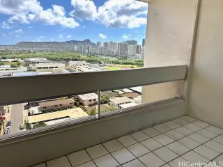 Photo #4: 202524230 Listing