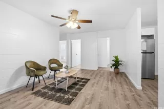 Photo #4: 202524240 Listing