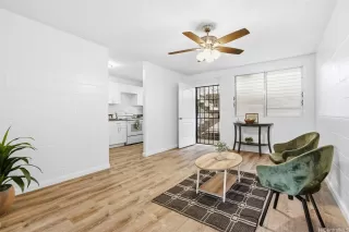 Photo #5: 202524240 Listing