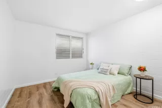 Photo #6: 202524240 Listing