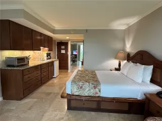 Photo #2: 202524250 Listing