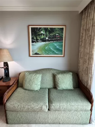 Photo #4: 202524250 Listing