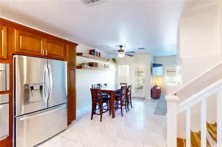 Photo #2: 202524253 Listing 