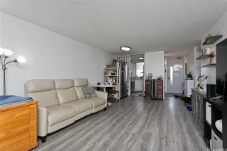 Photo #2: 202524290 Listing