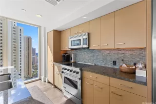 Photo #6: 202524314 Listing