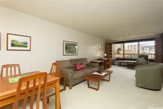 Photo #5: 202524330 Listing