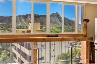 Photo #5: 202524335 Listing 