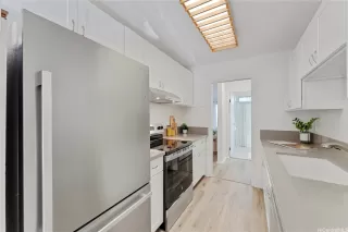 Photo #4: 202524339 Listing