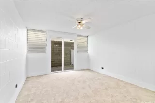 Photo #5: 202524379 Listing 