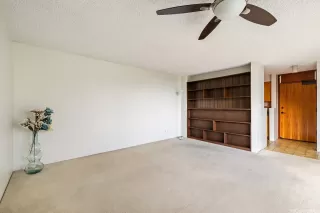 Photo #4: 202524385 Listing