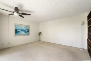 Photo #5: 202524385 Listing