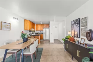 Photo #5: 202524393 Listing 